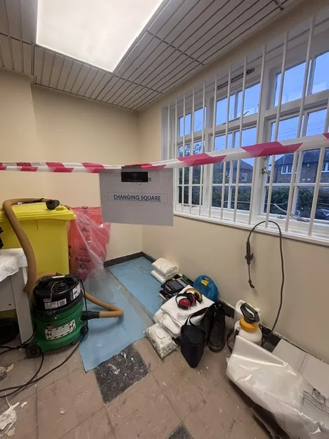Asbestos floor tile and bitumen removal in Charlton